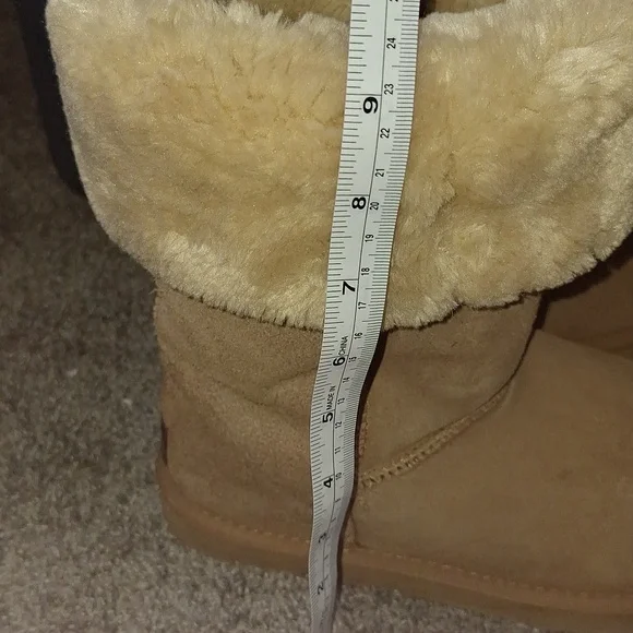 UGG Australia classic tall suede sheepskin leather faux fur boots - 9 -  tan - Picture 11 of 12
